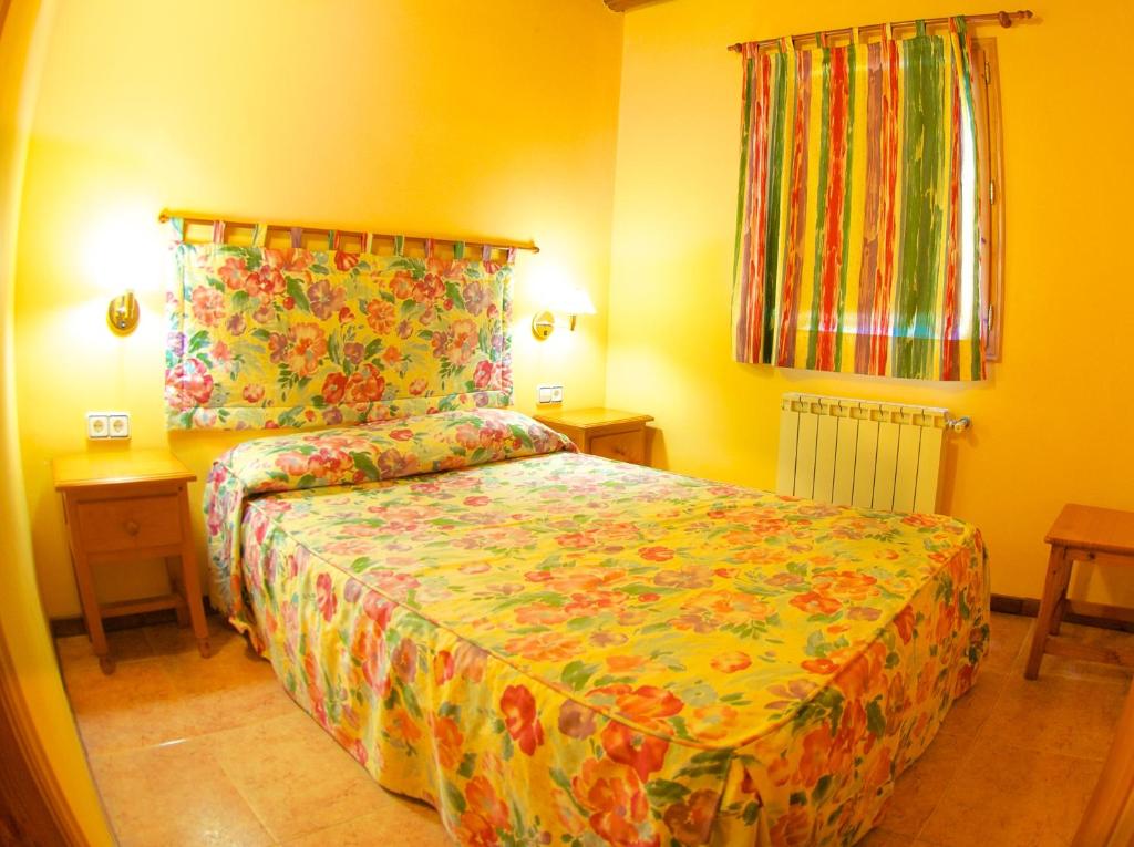 Camping Bungalows La Borda del Pubill, Vall de Cardos ...