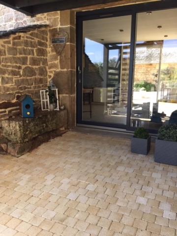 Patio nebo venkovní prostory v ubytování chambres d'hôtes le clos marty