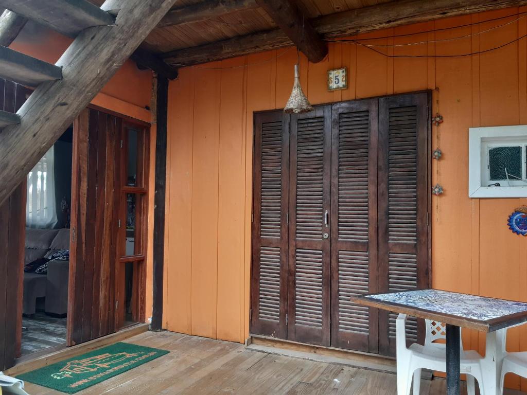  Bangalô Rústico 02 quartos