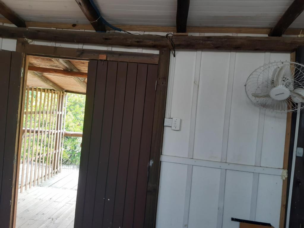  Bangalô Rústico 02 quartos