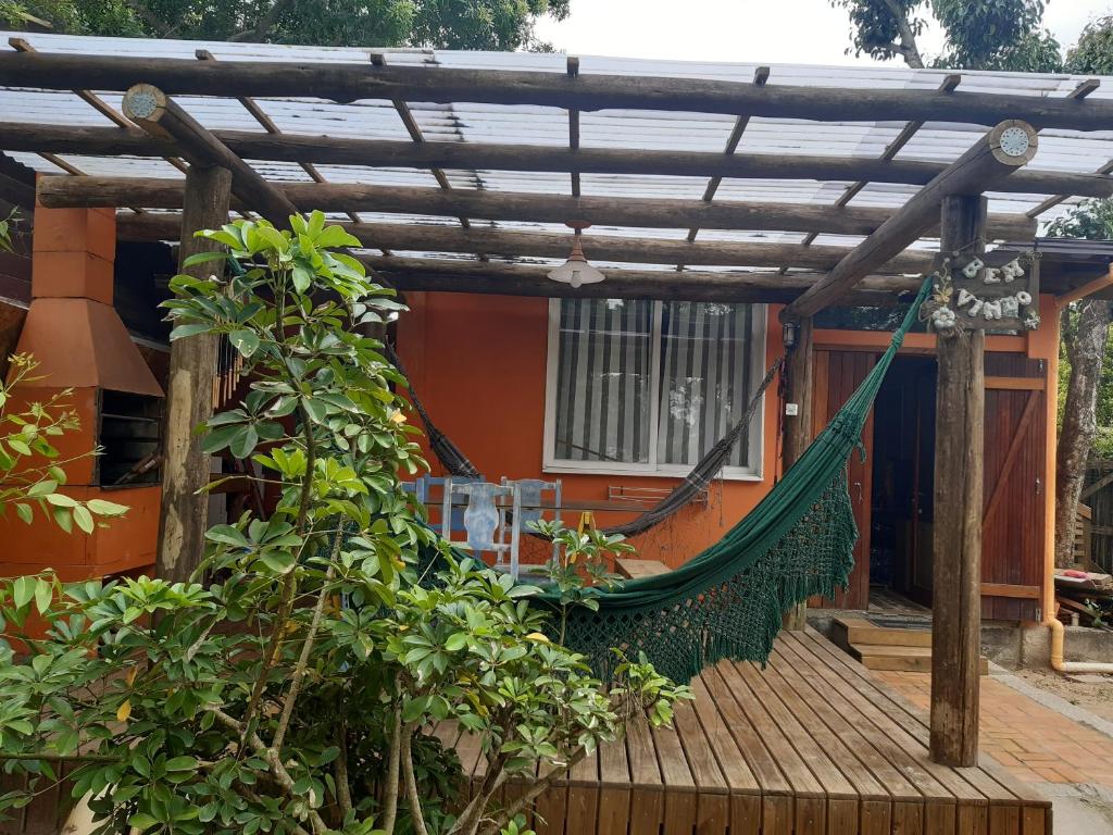  Bangalô Rústico 02 quartos