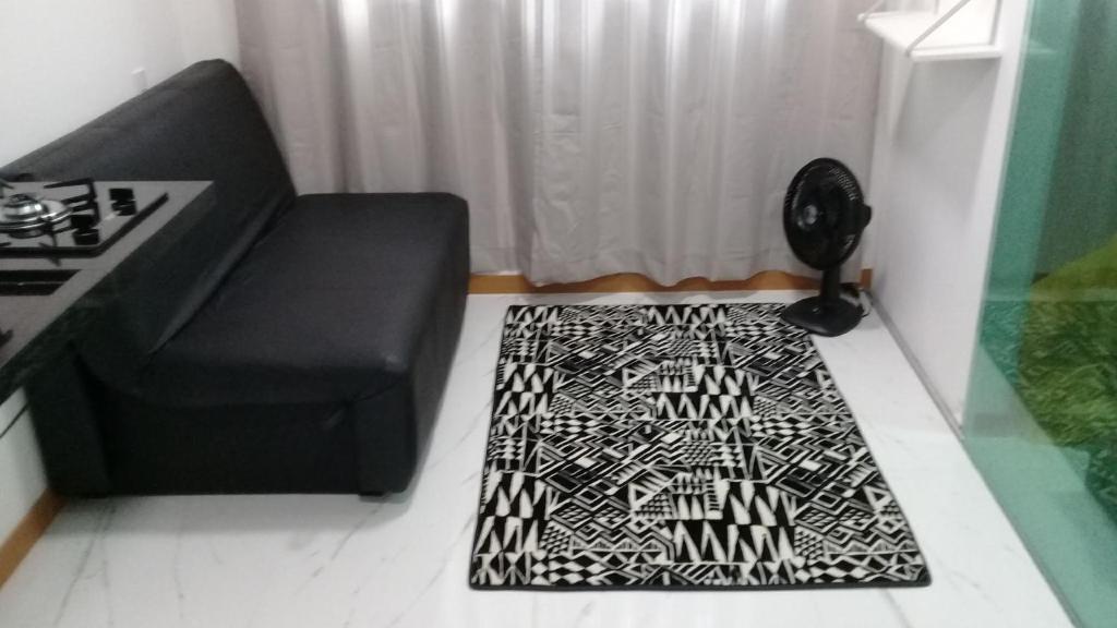  Flat Smart Itapoan - Em frente a praia.