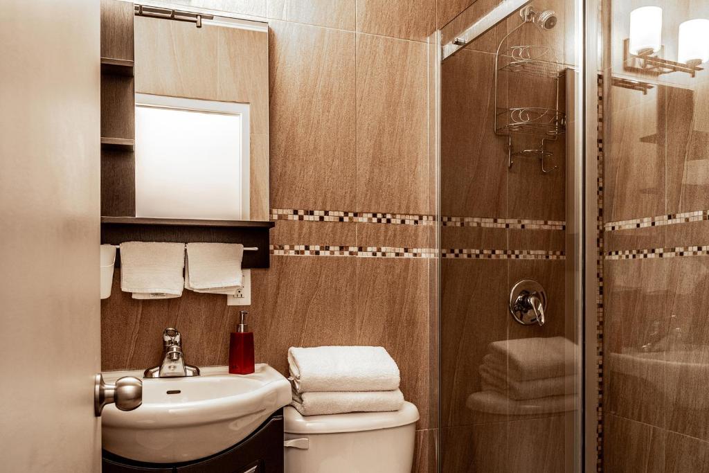 Cjour Apartments - Apartamento Con Ducha