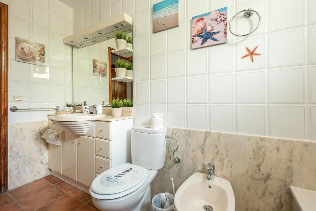 A bathroom at Casa Reina del Atlántico
