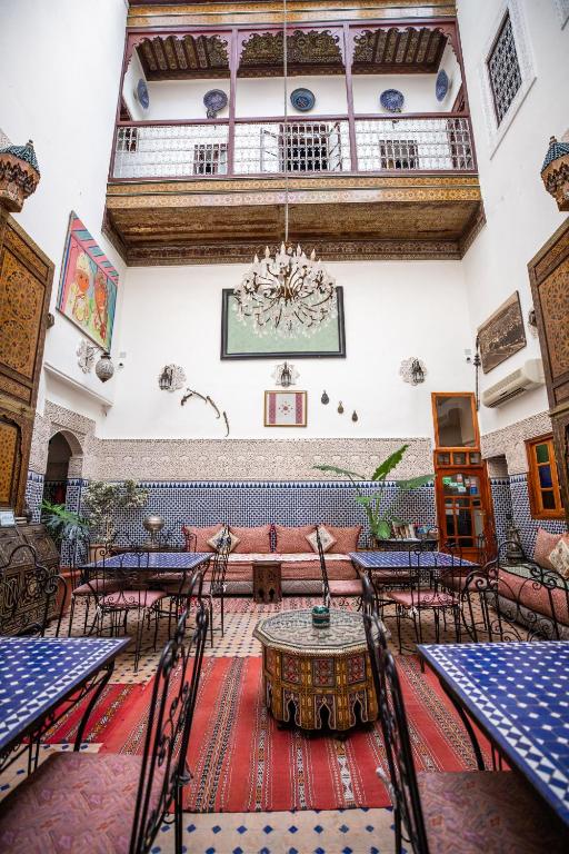 Restaurace v ubytování Riad Dar Tahri & SPA