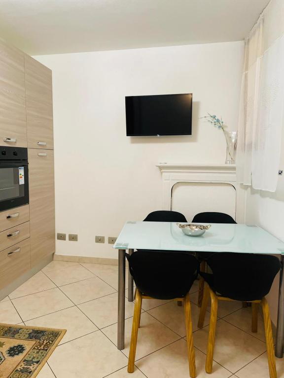 Kuchyň nebo kuchyňský kout v ubytování Casa Dei Fiori 3