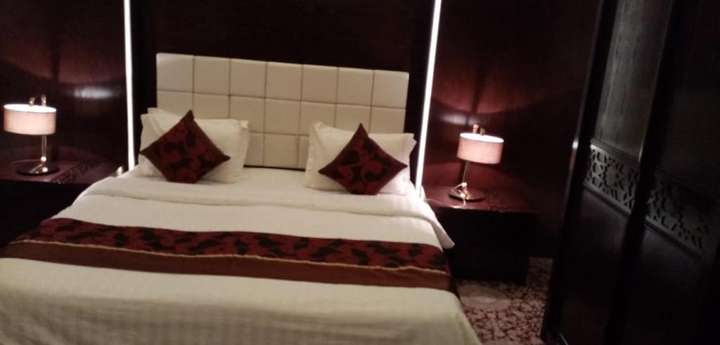 Postel nebo postele na pokoji v ubytování Elaf Aparthotel