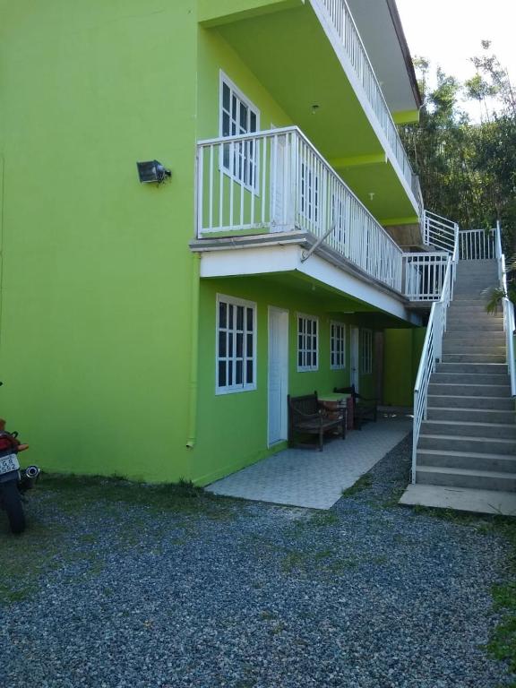  Residencial Arthur Bombinhas