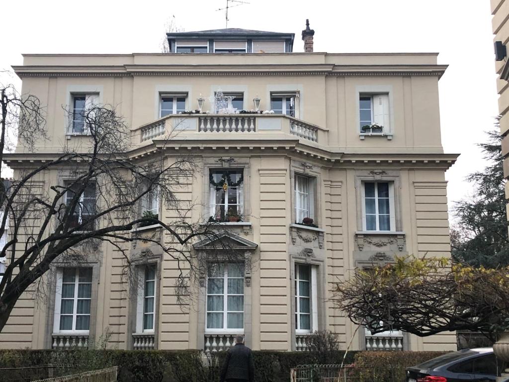 Séjour chez l'habitant chambre d'hôte dans maison de maître , Mulhouse,  France - 136 Commentaires clients . Réservez votre hôtel dès maintenant ! -  Booking.com