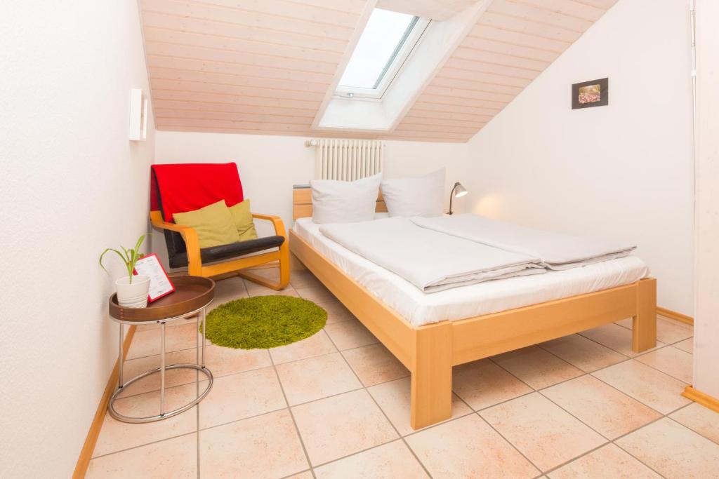 Moderne Ferienwohnung in der Natur - 3 Schlafzimmer & 1,5 Bäder - Three-Bedroom Apartment