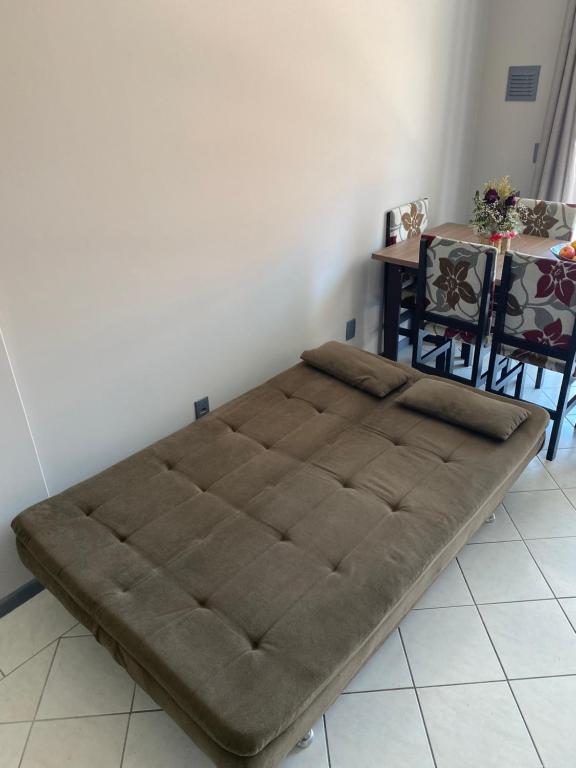  Apartamento pé na areia - sacada e churrasqueira - para até 6 pessoas