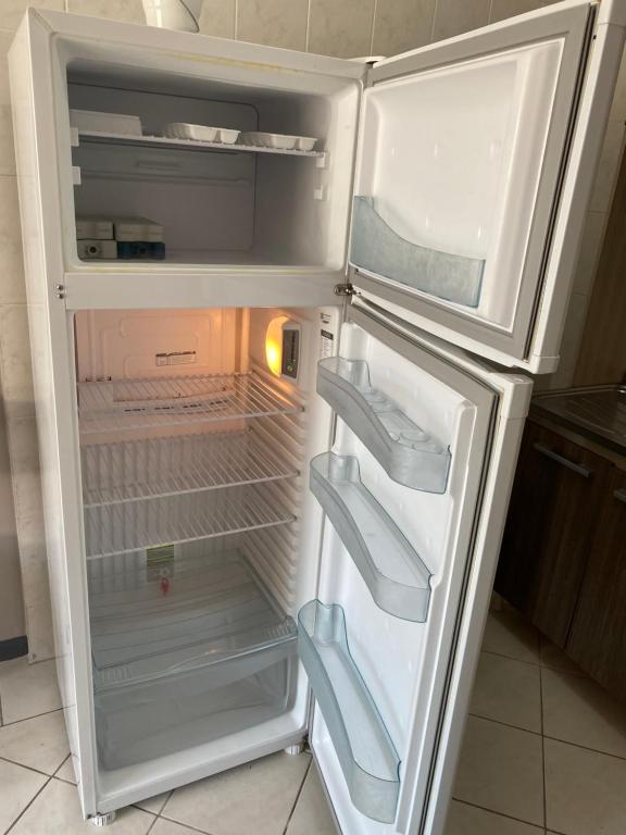  Apartamento pé na areia - sacada e churrasqueira - para até 6 pessoas