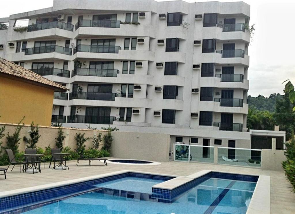  Apartamento amplo e arejado
