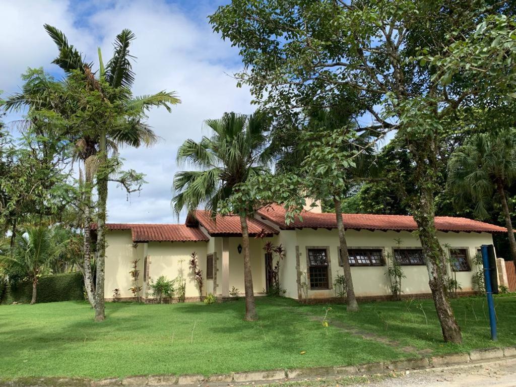 Linda casa em Riviera de São Lourenço!