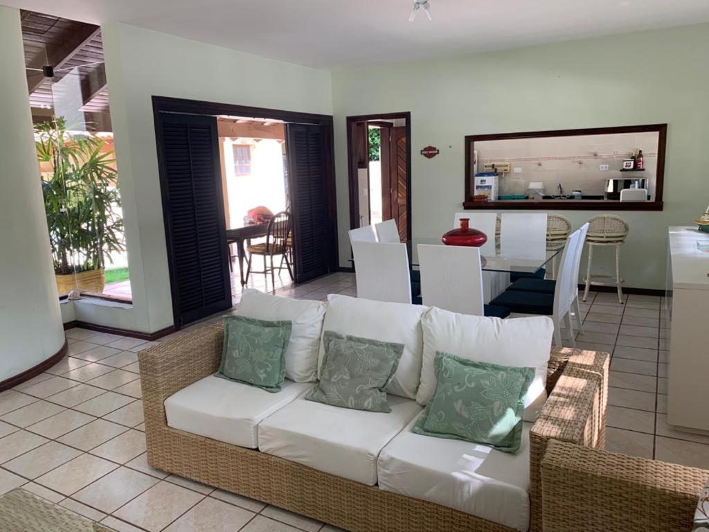  Linda casa em Riviera de São Lourenço!