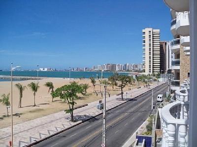  Apartamento em Meireles