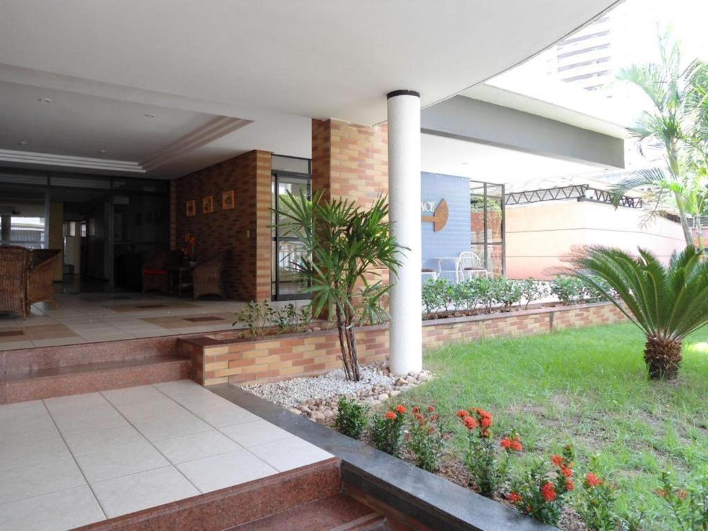  Apartamento em Meireles