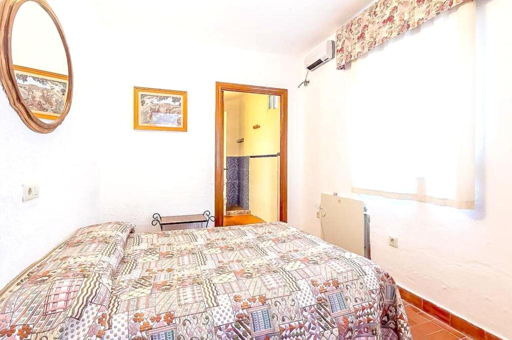 Fotografia z galérie ubytovania Spacious Villa with Private Pool in Valdecaballeros v destinácii Valdecaballeros
