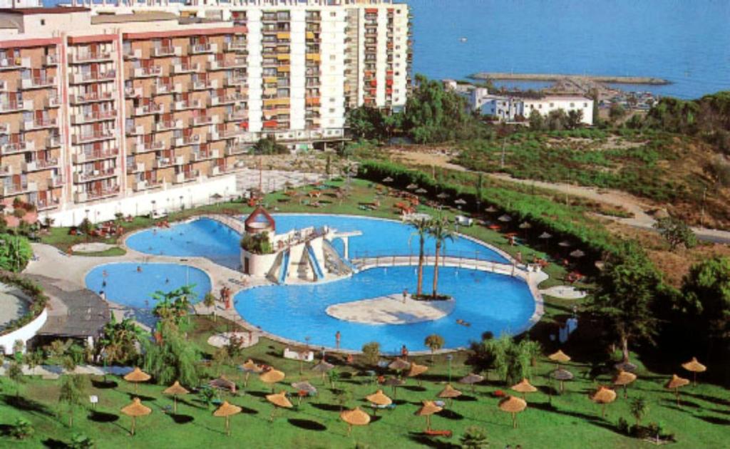 Studio in Benalmadena with wonderful sea view shared pool and ...