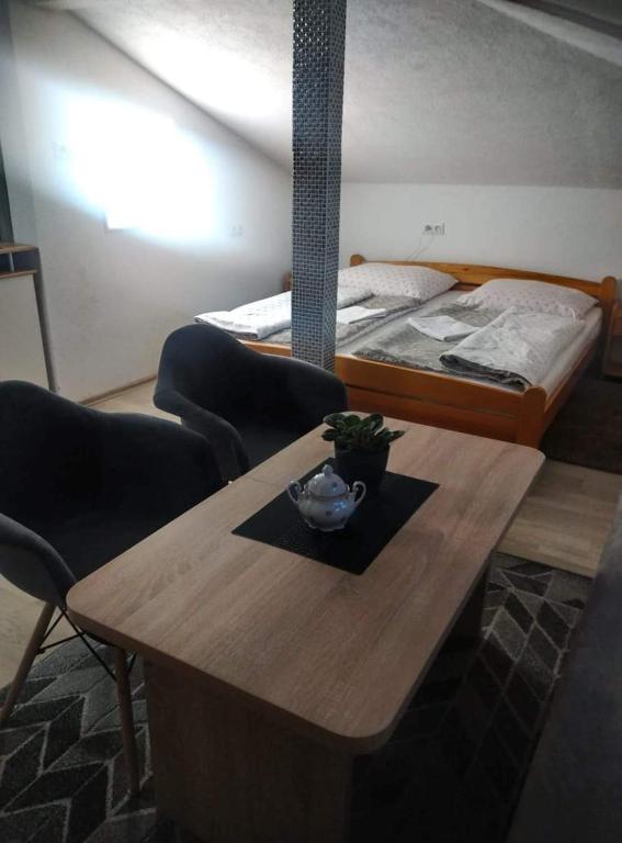 Postel nebo postele na pokoji v ubytování Apartmán POHODA Javorník