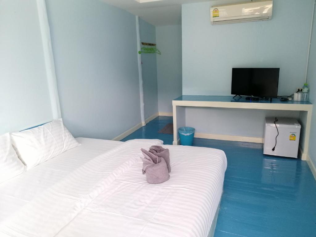 Postel nebo postele na pokoji v ubytování Koh Chang Baanrimtalay