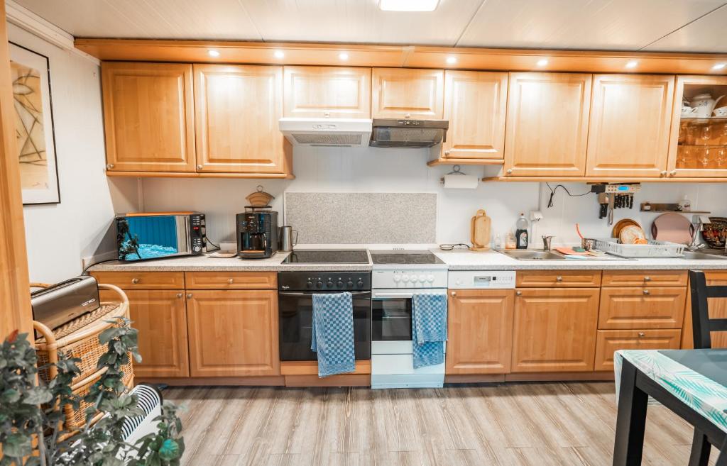 Motel Home Berlin - Resim 32