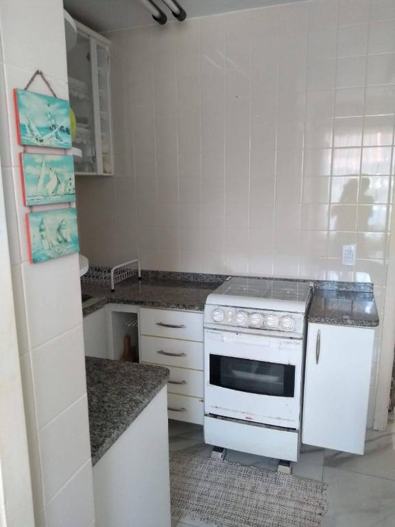  Apartamento Térreo a 50 Metros do Mar com Piscinas