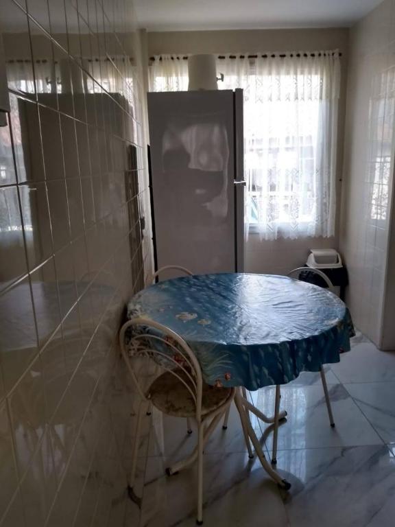 Apartamento Térreo a 50 Metros do Mar com Piscinas