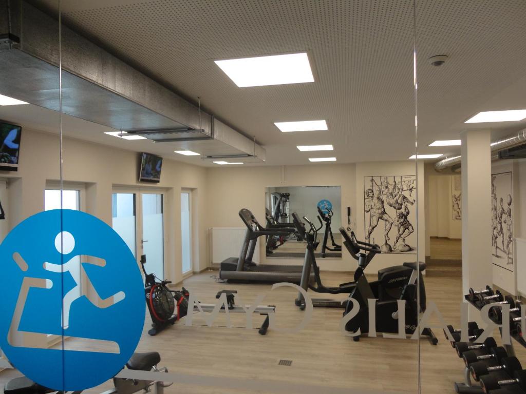 Fitness centrum a/nebo fitness zařízení v ubytování Ringhotel Loew's Merkur