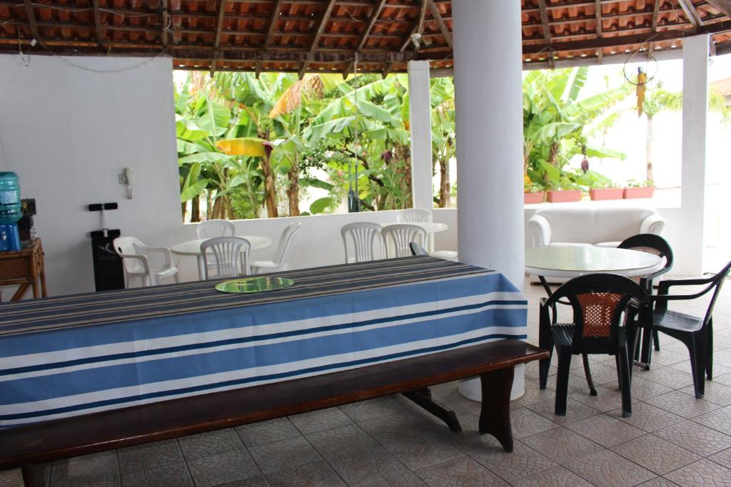  Apartamento com piscina perto da praia