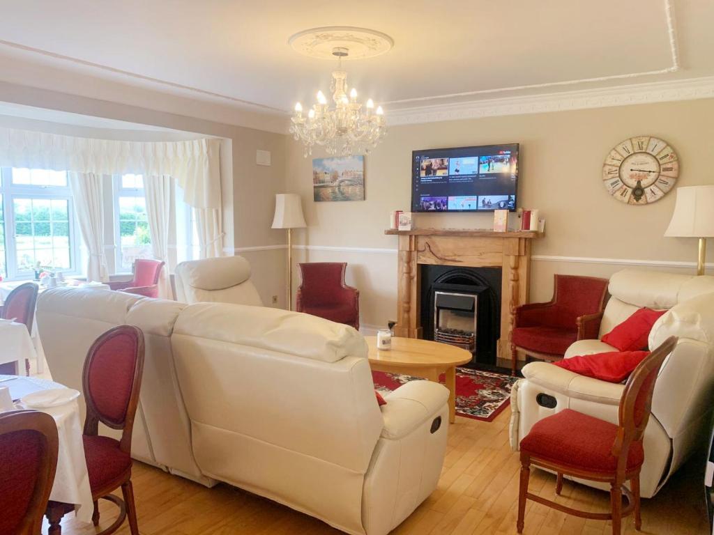 TV a/nebo společenská místnost v ubytování Rockfield Manor B&B, Knock