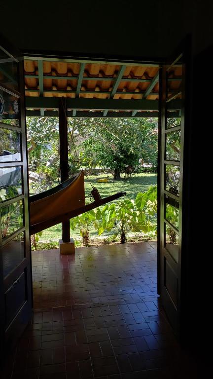  Maravilhosa casa 4 suítes a 100m da praia