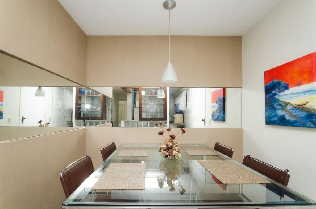  Apartamentos no Meireles