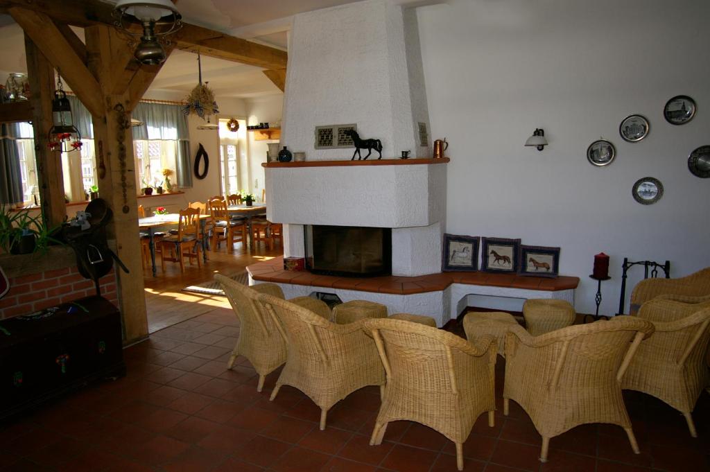 Posezení v ubytování Hotel TraumzeitHof