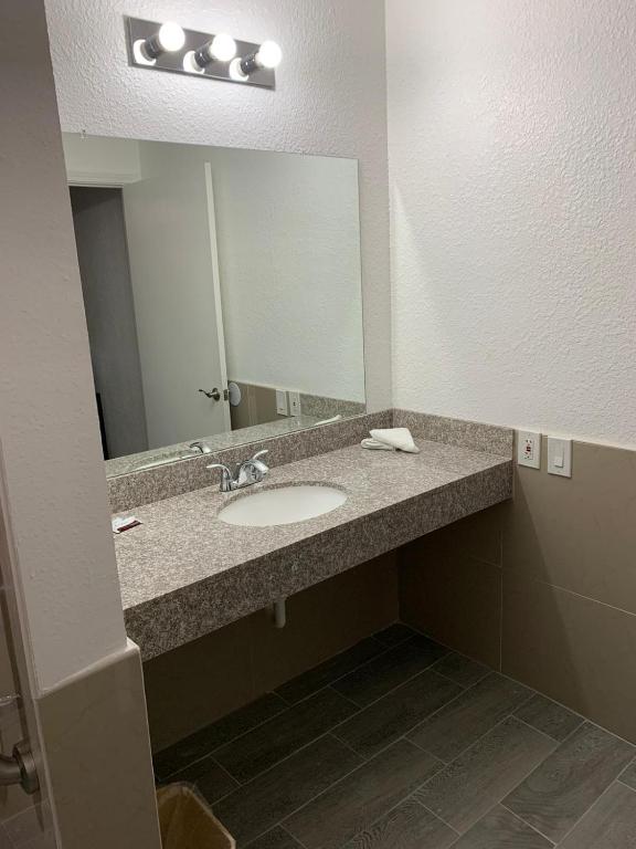 Motel 6 Branson, Mo photo