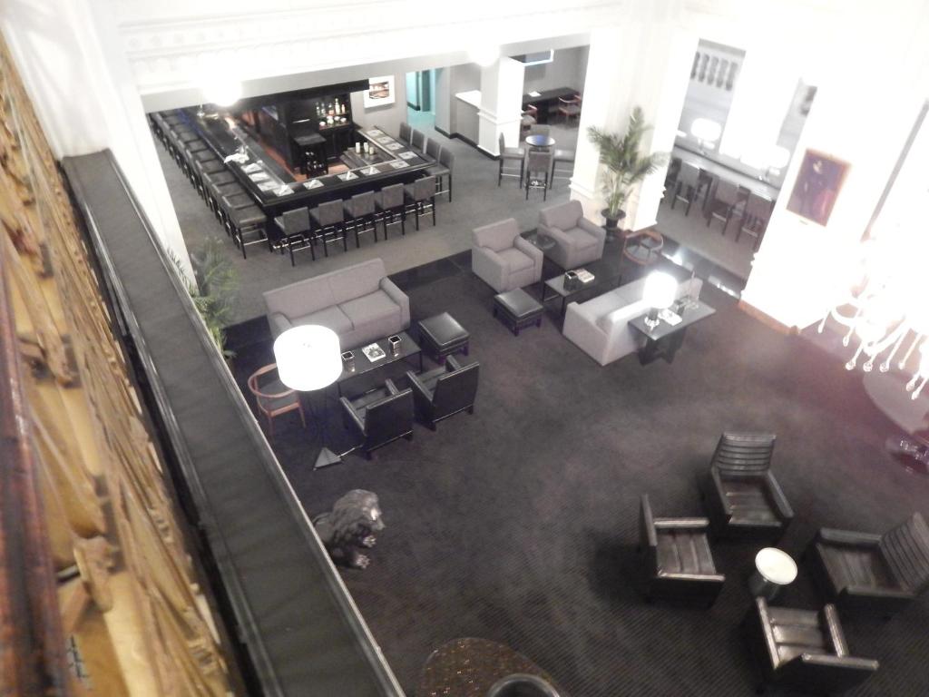 Posezení v ubytování Lord Baltimore Hotel
