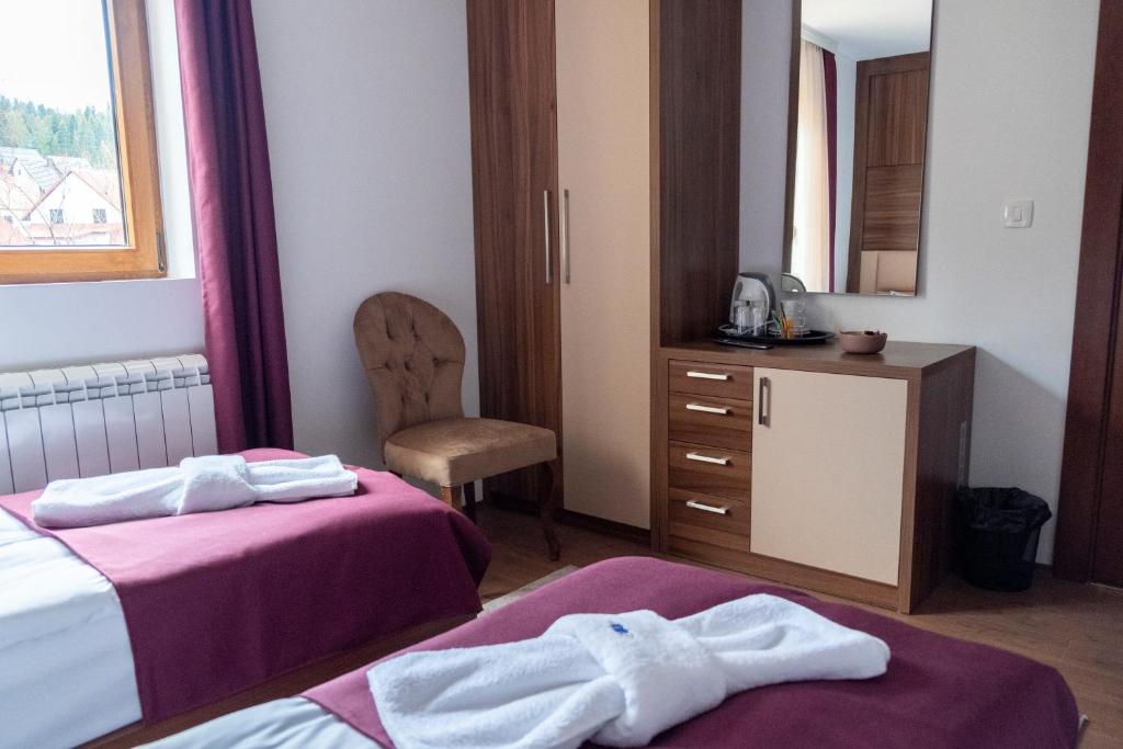 Borovnica Sweet Apartments - 10