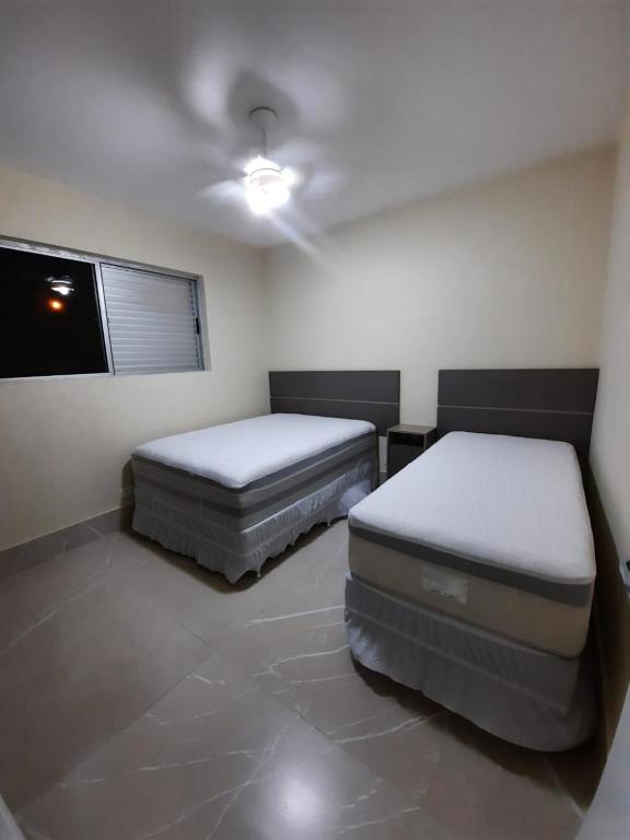  Apartamento Caiobá 200m da praia