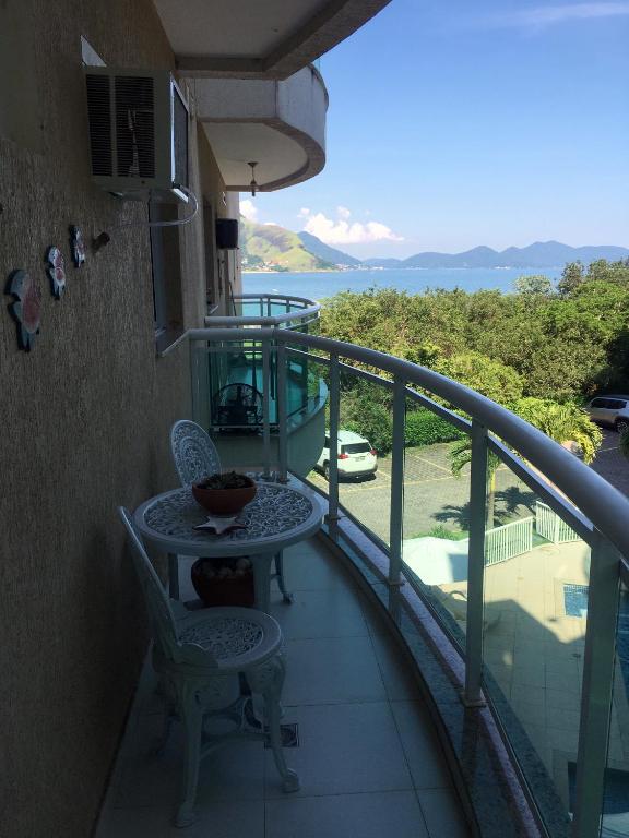  Apartamento com vista pro mar e acesso privativo à praia!