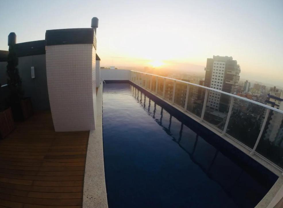  Flat no centro a 250 metros da praia