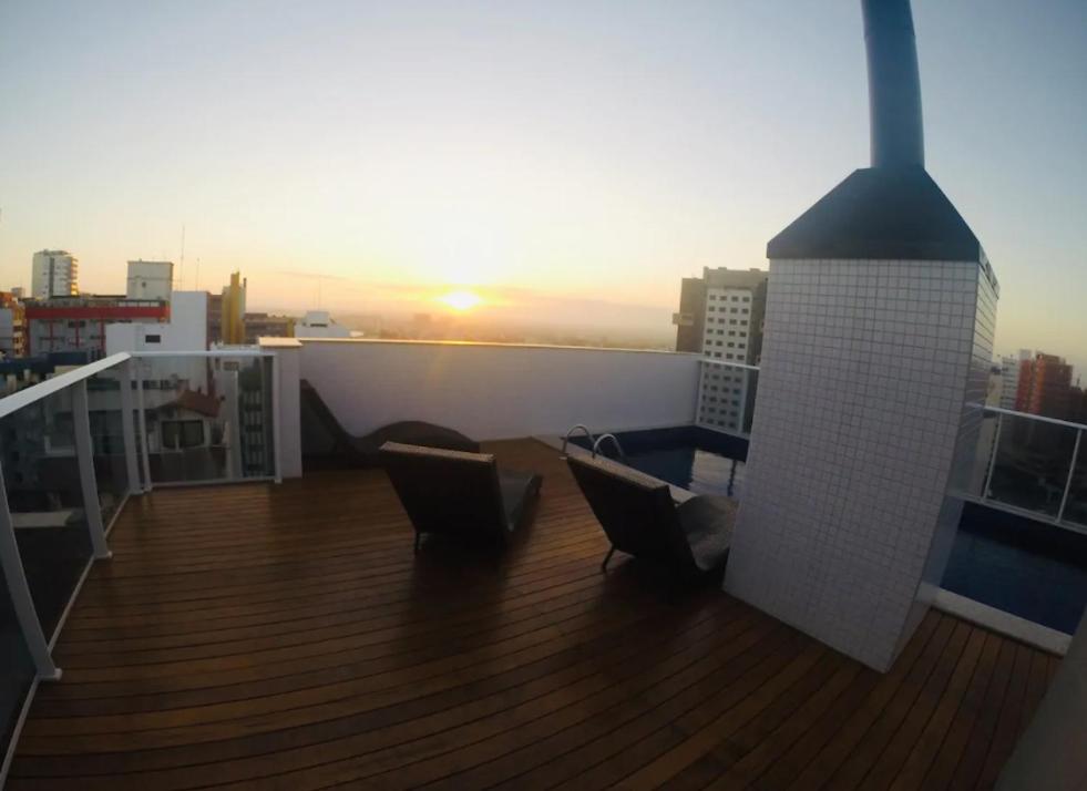  Flat no centro a 250 metros da praia
