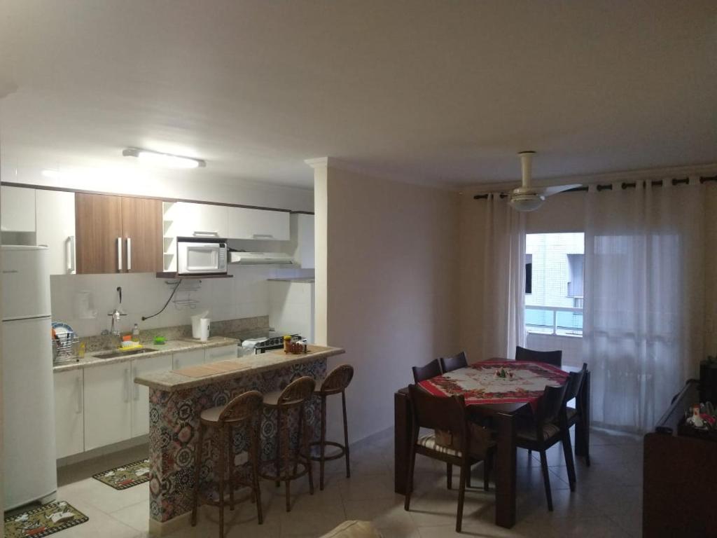  Apto Praia Grande Ubatuba area nobre com toda comodidade para você e sua família !