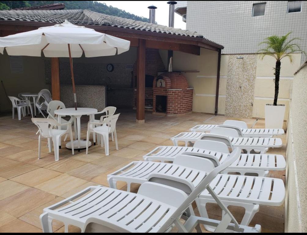  Apto Praia Grande Ubatuba area nobre com toda comodidade para você e sua família !