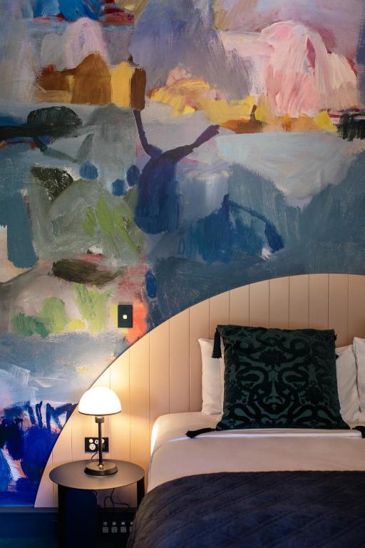 The Central Hotel Queenstown, A Naumi Chapter - Resim 25