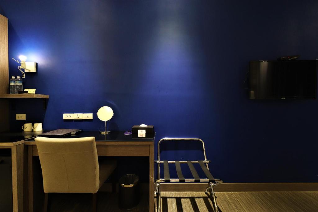 TV a/nebo společenská místnost v ubytování J-HOTEL