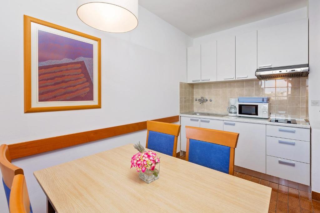Maistra Select Riva Apartments - One-Bedroom Apartment (5 Adults)