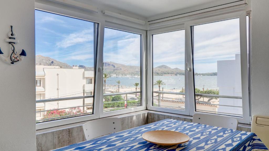 Fotografie z fotogalerie ubytování Modern Apartment with Sea View in Puerto de Pollença 120 m² v destinaci Port de Pollença