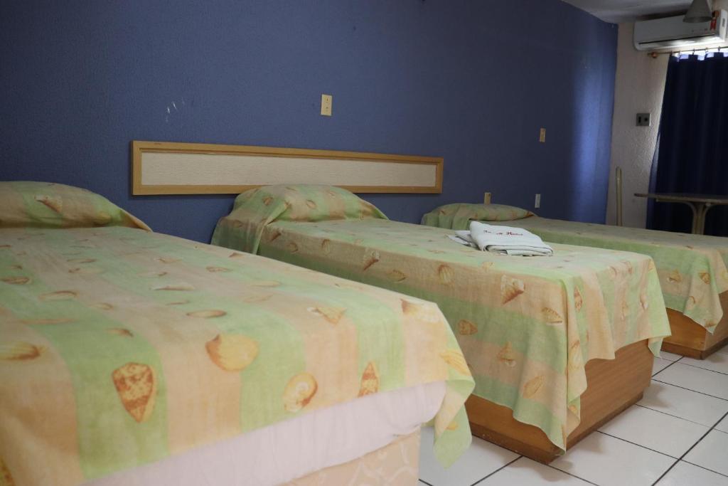 Tahen Hotel  Tahen Hotel