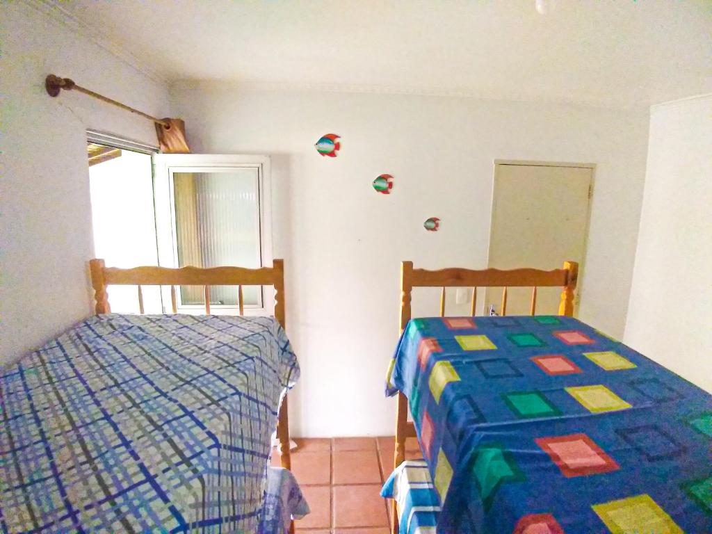  Praia de Maranduba - Em frente ao Mar - Apto Duplo para até 12 pessoas - Internet para Home Office - 150Mb fibra ótica