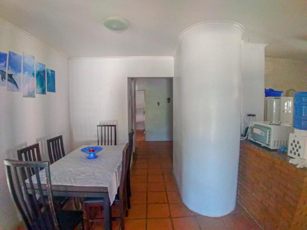  Praia de Maranduba - Em frente ao Mar - Apto Duplo para até 12 pessoas - Internet para Home Office - 150Mb fibra ótica